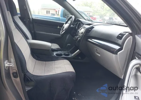 2011 Kia Sorento Lx V6 z USA, uszkodzony, nr VIN 5XYKTDA27BG119796